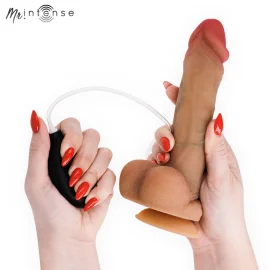 Danny stříkající dildo