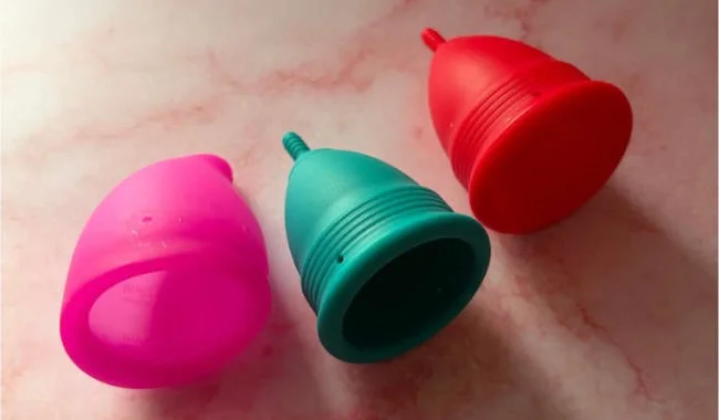 Menstruační kalíšek: Zázračná pomůcka za pár stovek?