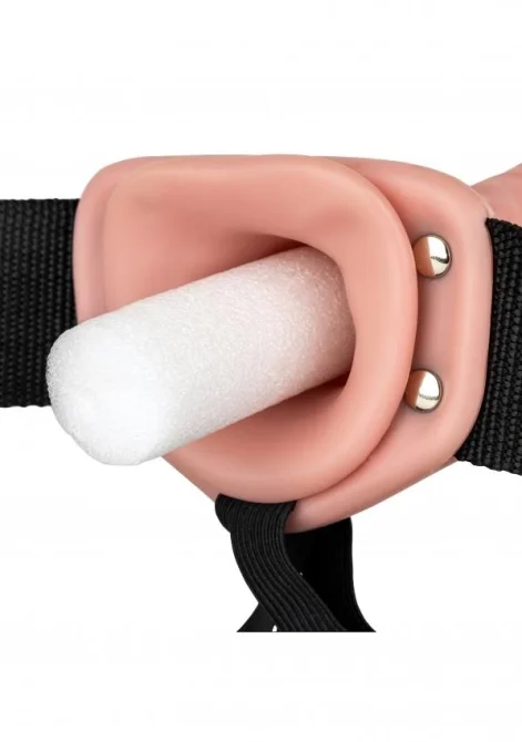 Realrock Vibrating Hollow Strap-on dutý připínací penis 21 cm - tělový