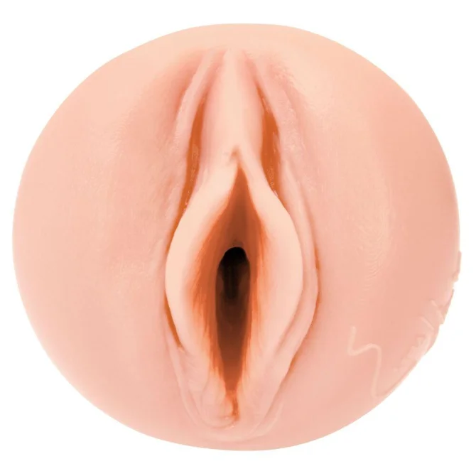 Fleshlight Girls Emma Hix (Syrup) vagina