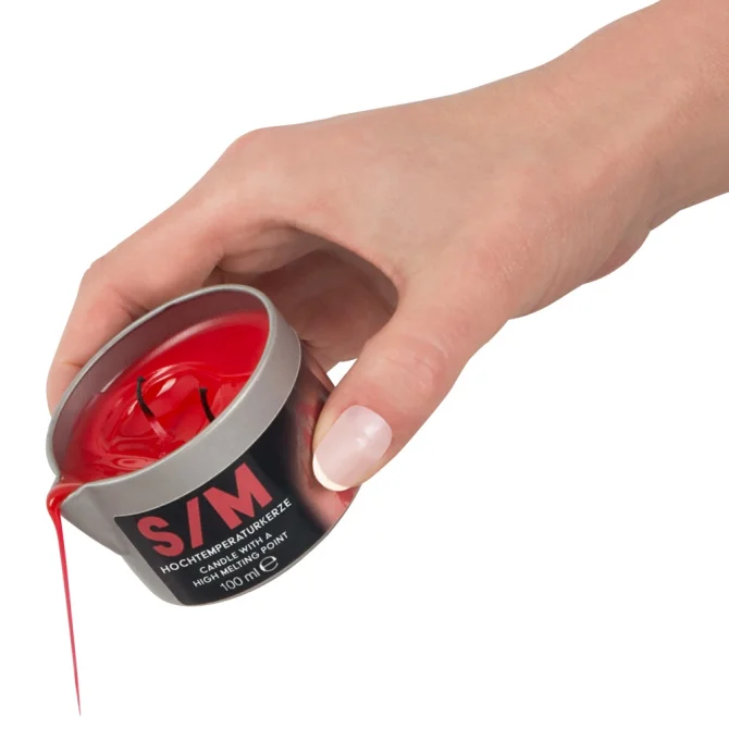 S/M Candle in a Tin svíčka - varianta HOT 100 ml